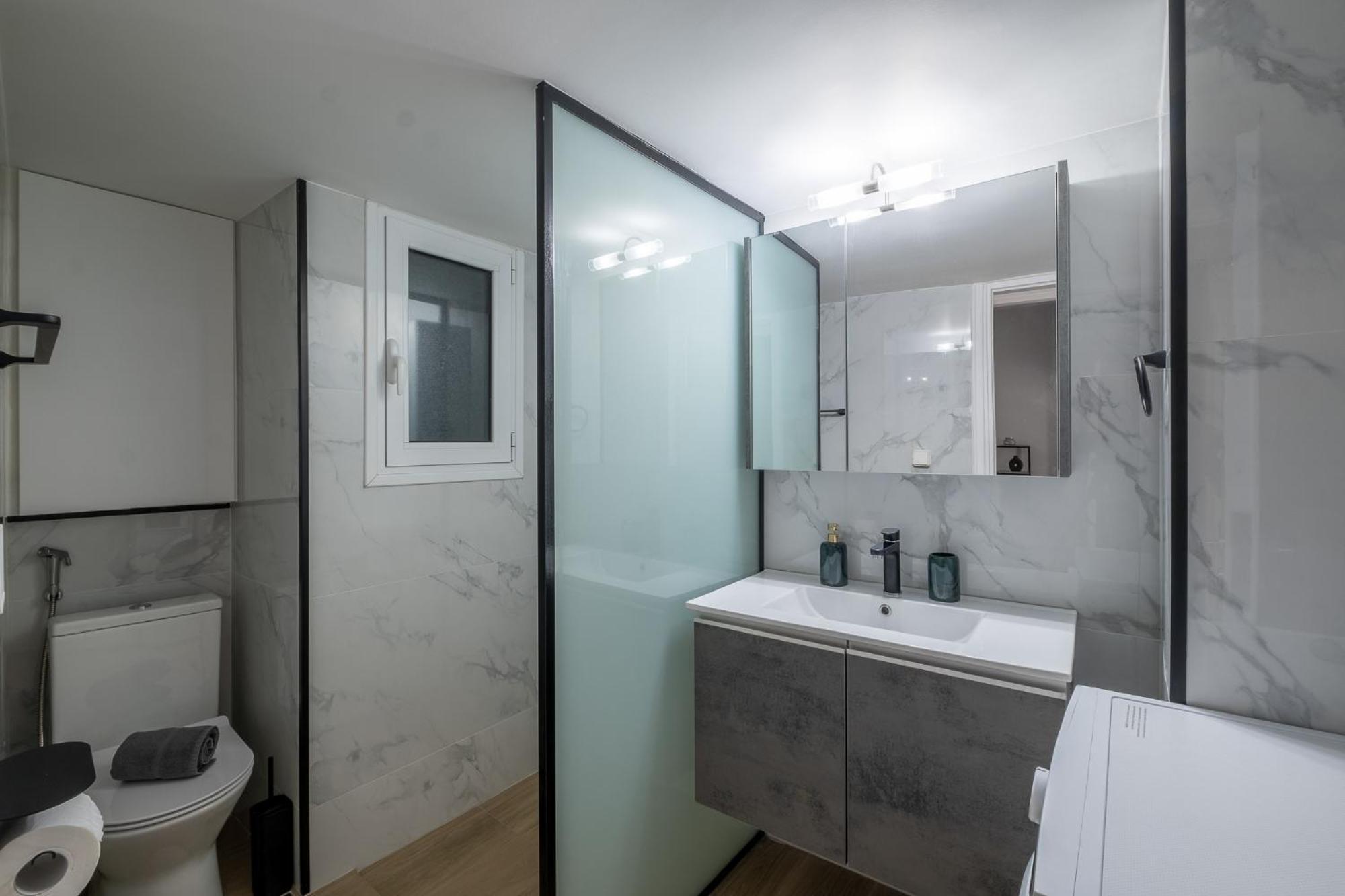 Lovely And Modern 3Bd Apartment Close To Ampelokipoi Metro 아테네 외부 사진